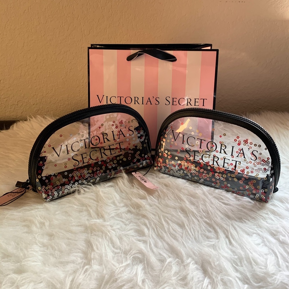 Bundle 2 Victoria’s Secret cosmetic bags